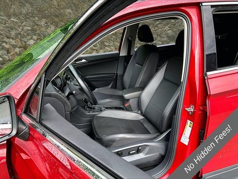 Used 2019 Volkswagen Tiguan SE w/ Panoramic Sunroof Package AWD/4WD image 21