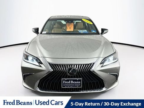 Used 2020 Lexus ES 350 w/ Premium Package FWD image 2