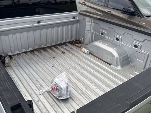 Used 2021 Chevrolet Silverado 1500 Custom RWD image 7