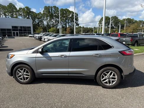 Used 2024 Ford Edge SEL AWD/4WD image 9