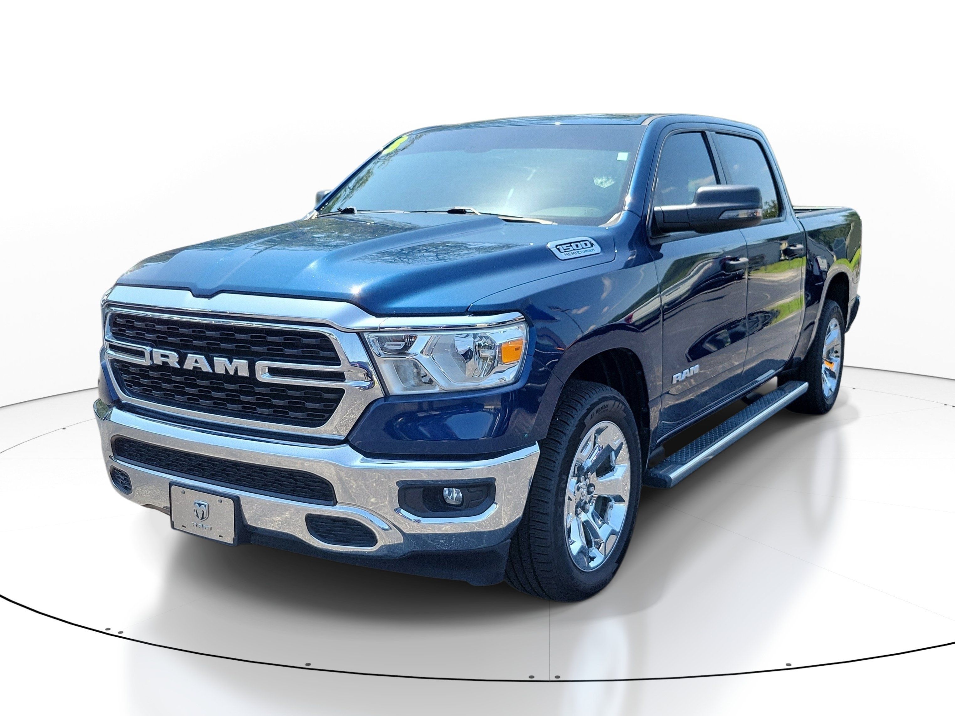 Used 2023 RAM 1500 Big Horn AWD/4WD image 3