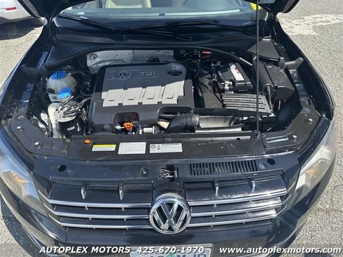 Used 2013 Volkswagen Passat TDI SEL Premium image 31