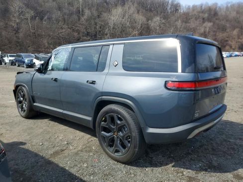 Used 2025 Rivian R1S Adventure image 4