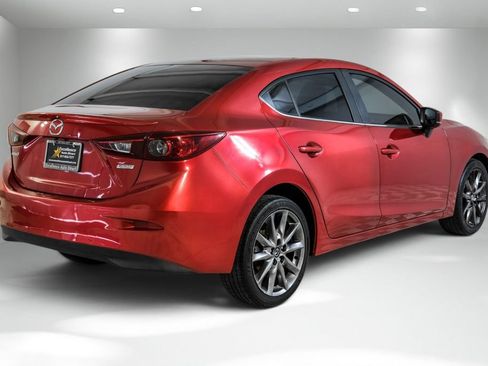 Used 2018 MAZDA MAZDA3 Touring FWD image 6