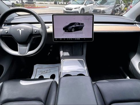 Used 2023 Tesla Model Y Long Range AWD/4WD image 11
