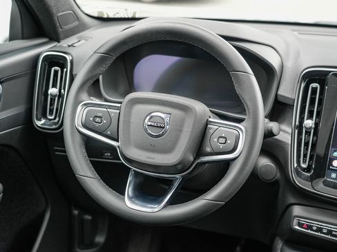 Used 2023 Volvo C40 P8 Recharge Plus AWD/4WD image 15