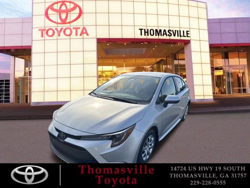 New 2025 Toyota Corolla LE FWD image 1