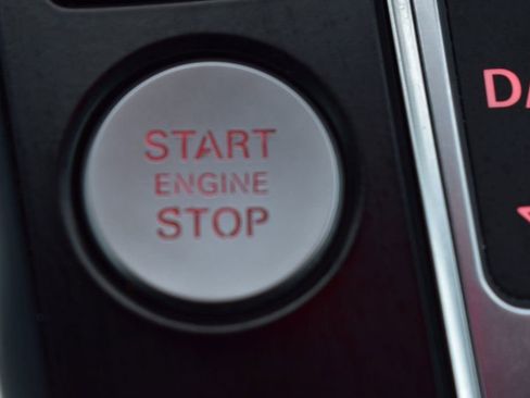 Used 2017 Audi Q5 2.0T Premium Plus w/ Technology Package image 27