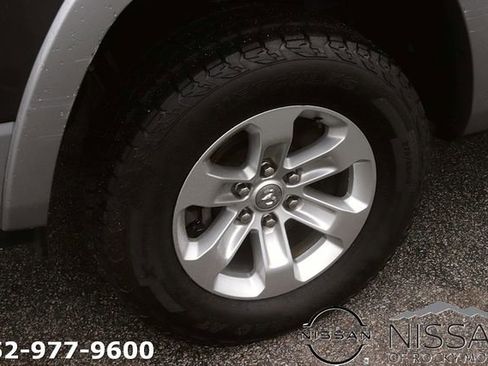 Used 2020 RAM 1500 Laramie image 9