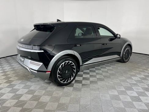 Used 2024 Hyundai Ioniq 5 Limited image 6