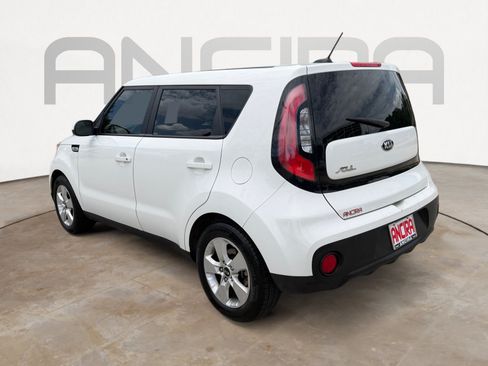 Used 2017 Kia Soul FWD image 8
