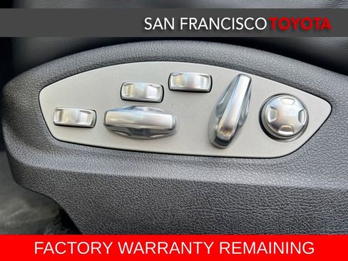 Used 2024 Porsche Macan GTS image 14