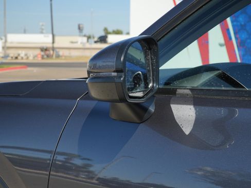 New 2026 Honda HR-V LX image 11