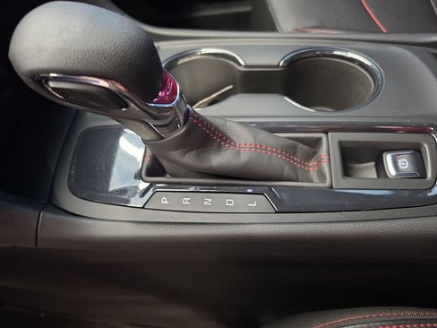 Used 2024 Chevrolet Equinox RS w/ RS Leather Package FWD image 30