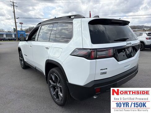 New 2026 Jeep Cherokee Overland w/ Trailer Tow Group AWD/4WD image 8