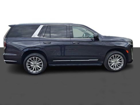 Used 2022 Cadillac Escalade Premium Luxury AWD/4WD image 7