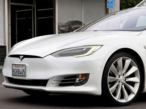 Used 2016 Tesla Model S 75 RWD image 4