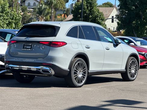 New 2026 Mercedes-Benz GLC 300 image 3