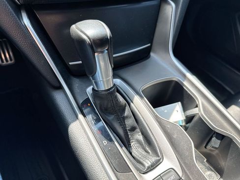 Used 2018 Honda Accord Sport image 17