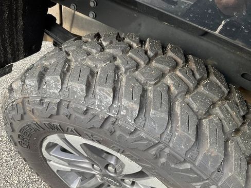 Used 2021 Chevrolet Colorado Z71 image 15