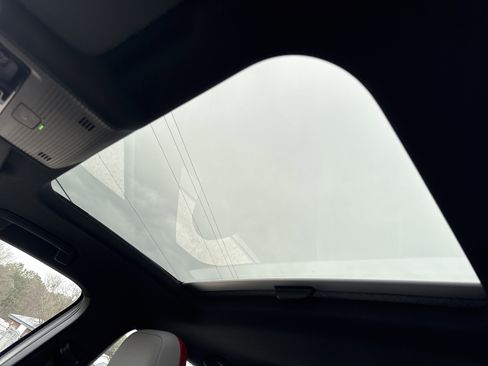 Used 2022 Volkswagen GTI SE image 19