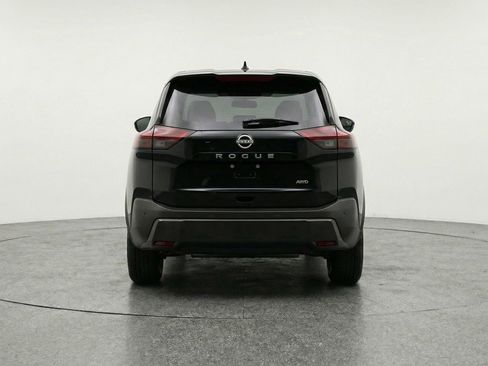 Used 2025 Nissan Rogue SV image 7