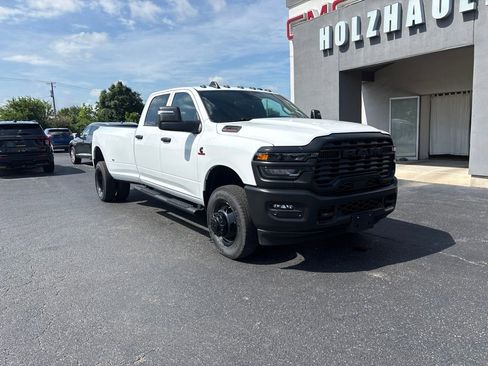 New 2026 RAM 3500 Tradesman AWD/4WD image 2