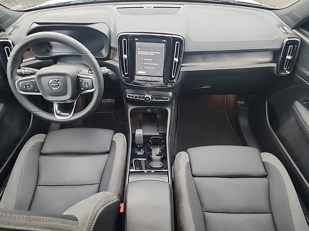 Certified 2023 Volvo XC40 Recharge Plus AWD/4WD image 22