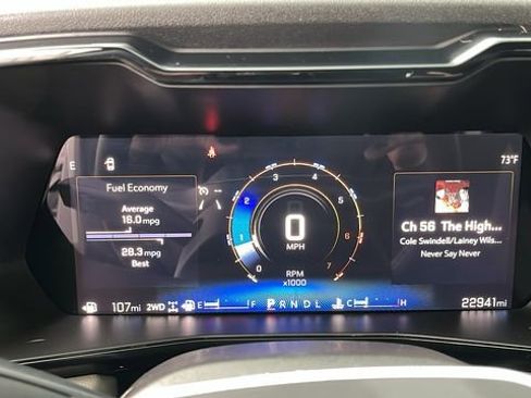 Used 2024 Chevrolet Colorado ZR2 w/ Technology Package AWD/4WD image 6