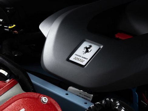Used 2025 Ferrari 12Cilindri RWD image 27
