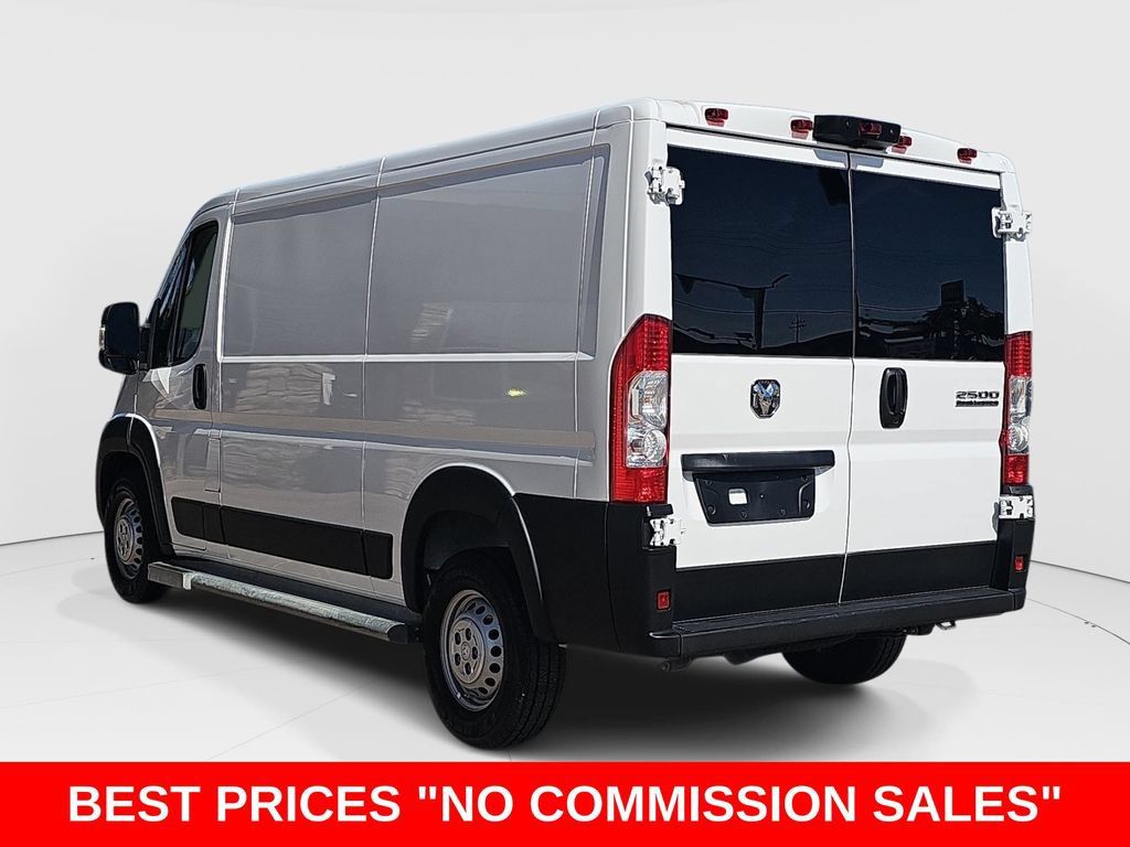 Used 2025 RAM ProMaster 2500 w/ U-Haul Equipment Group FWD image 5