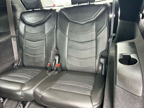 Used 2020 Cadillac XT6 Sport w/ Platinum Package AWD/4WD image 16