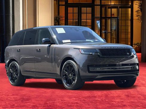 Used 2023 Land Rover Range Rover Long Wheelbase First Edition AWD/4WD image 6