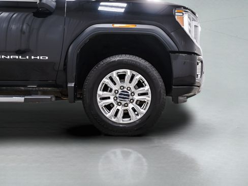 Used 2020 GMC Sierra 2500 Denali w/ Denali Ultimate Package AWD/4WD image 7