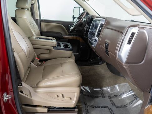 Used 2018 GMC Sierra 1500 SLT w/ Max Trailering Package AWD/4WD image 8