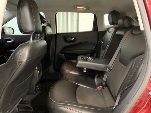 Used 2021 Jeep Compass Latitude AWD/4WD image 16