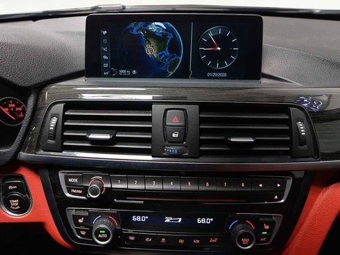 Used 2017 BMW 430i Convertible image 18