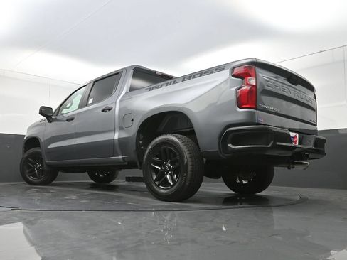 Used 2021 Chevrolet Silverado 1500 Custom Trail Boss AWD/4WD image 23