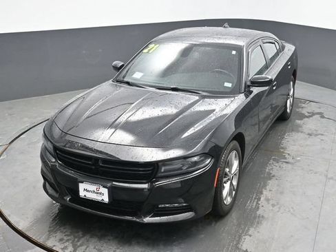 Used 2021 Dodge Charger SXT AWD/4WD image 30