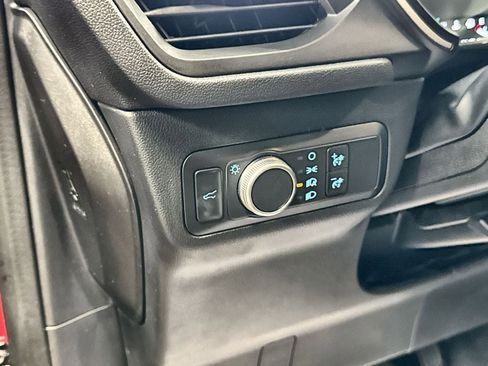 Used 2021 Ford Escape SE w/ SE Sport Appearance Package image 16