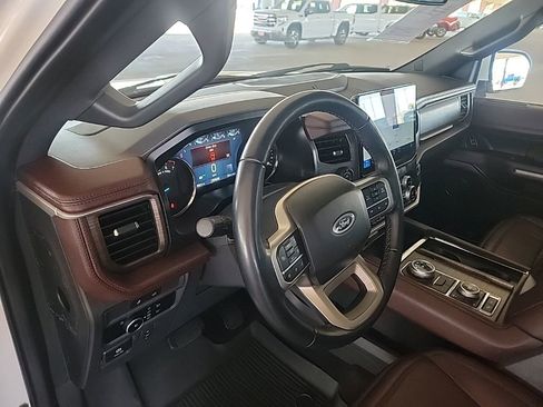 Used 2023 Ford Expedition Max Limited AWD/4WD image 14
