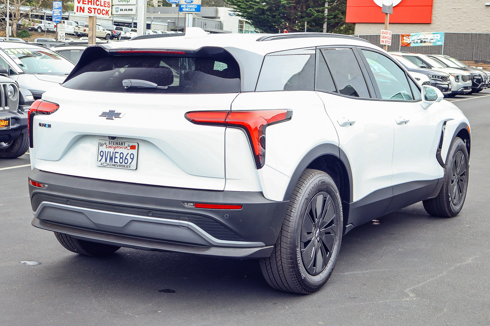Used 2025 Chevrolet Blazer EV LT w/ Midnight/Sport Edition FWD image 19