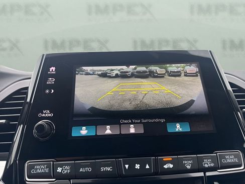 Used 2023 Honda Odyssey Touring image 19