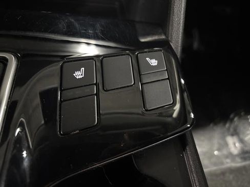 Certified 2024 Kia Sportage EX image 7