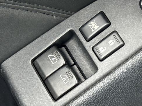 Used 2010 INFINITI G37 Sport w/ Navigation Pkg image 15