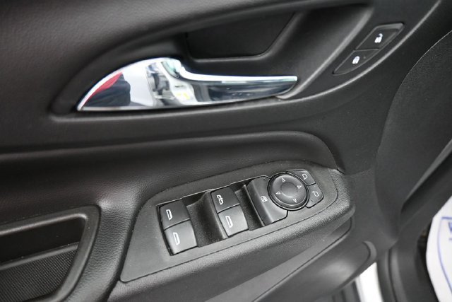 Used 2021 Chevrolet Equinox LT FWD image 10