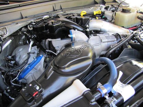 Used 2016 Ford F350 Lariat w/ Lariat Ultimate Package image 38