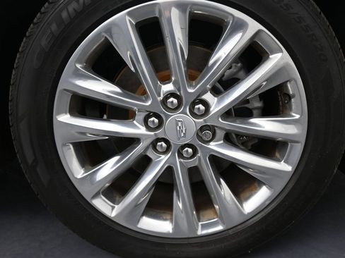 Used 2023 Cadillac XT6 Premium Luxury FWD image 25