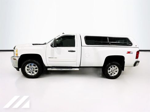 Used 2012 Chevrolet Silverado 2500 LT w/ Interior Plus Package AWD/4WD image 8