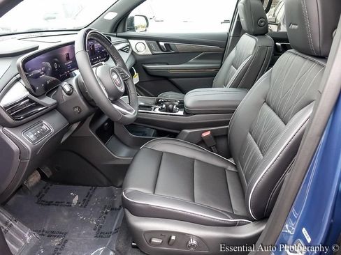 New 2026 Buick Enclave Avenir w/ Super Cruise Package FWD image 10